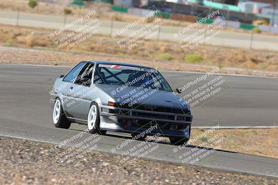 media/Oct-01-2022-Team Topak Racing (Sat) [[f860fb51be]]/2-Inter Low 2/session 1 turn 3/